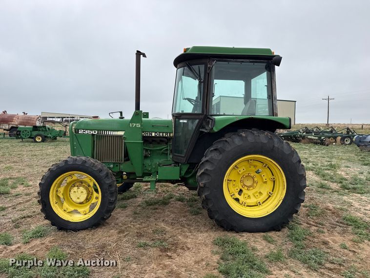 image for item FB6509 John Deere 2350 MFWD tractor