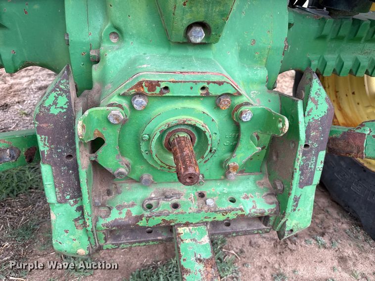 image for item FB6509 John Deere 2350 MFWD tractor