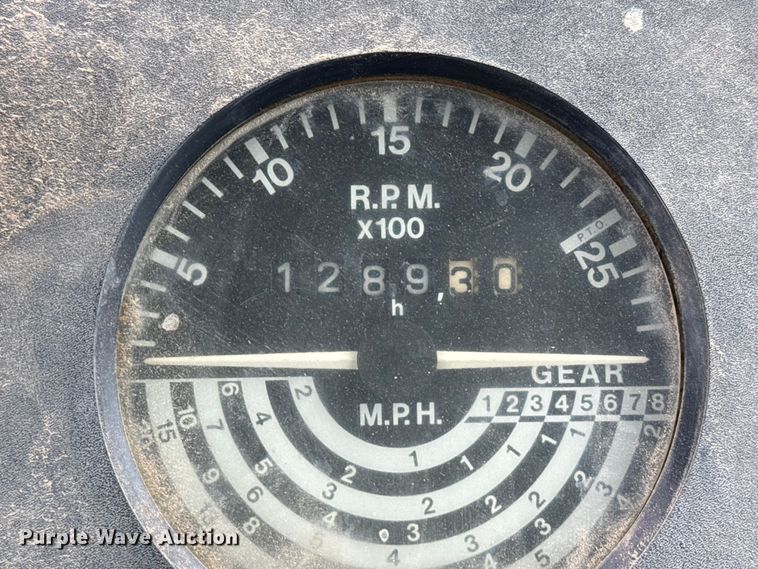 image for item FB6509 John Deere 2350 MFWD tractor