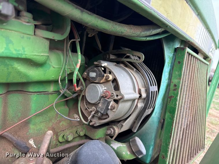 image for item FB6509 John Deere 2350 MFWD tractor