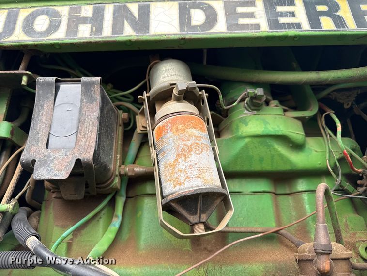 image for item FB6509 John Deere 2350 MFWD tractor