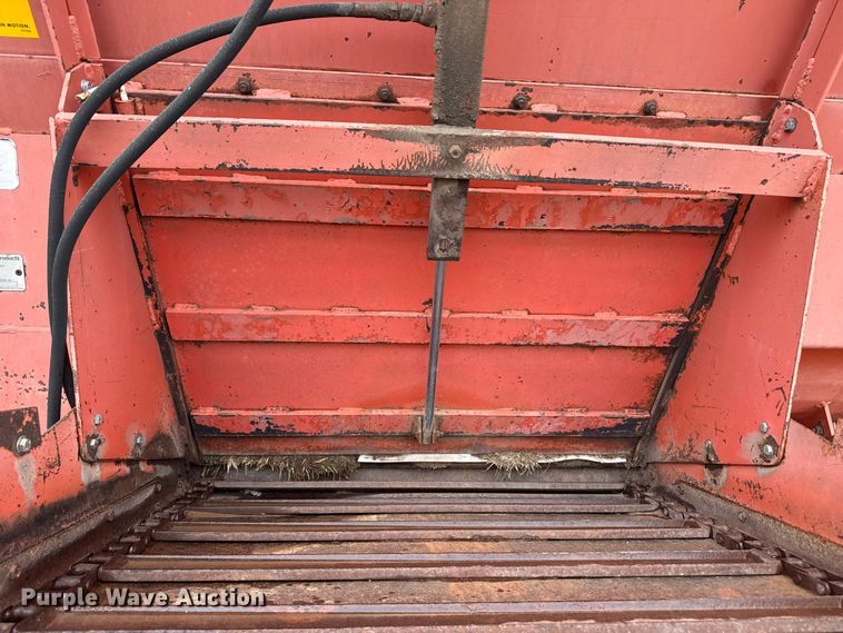 image for item FB6510 1980 Ford feed mixer truck