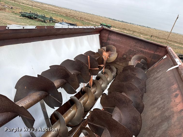 image for item FB6510 1980 Ford feed mixer truck