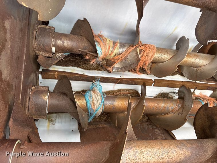 image for item FB6510 1980 Ford feed mixer truck