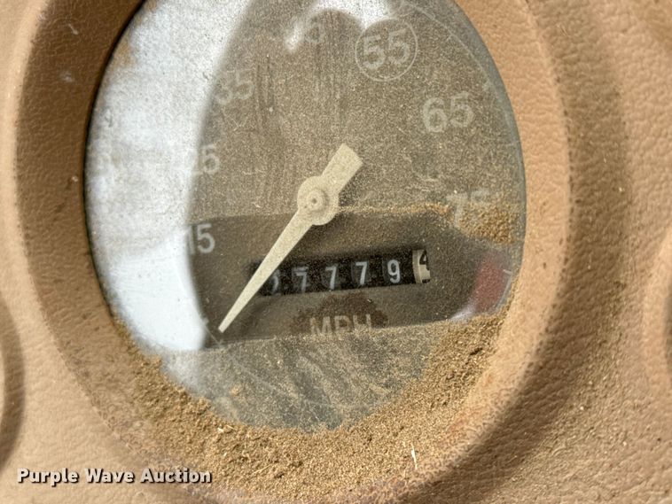 image for item FB6510 1980 Ford feed mixer truck