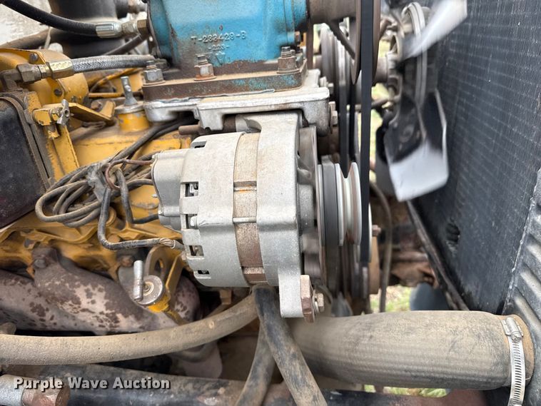 image for item FB6510 1980 Ford feed mixer truck