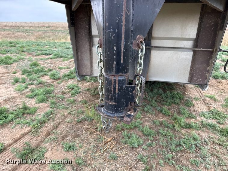 image for item FB6512 1991 Merritt K40X96 livestock trailer