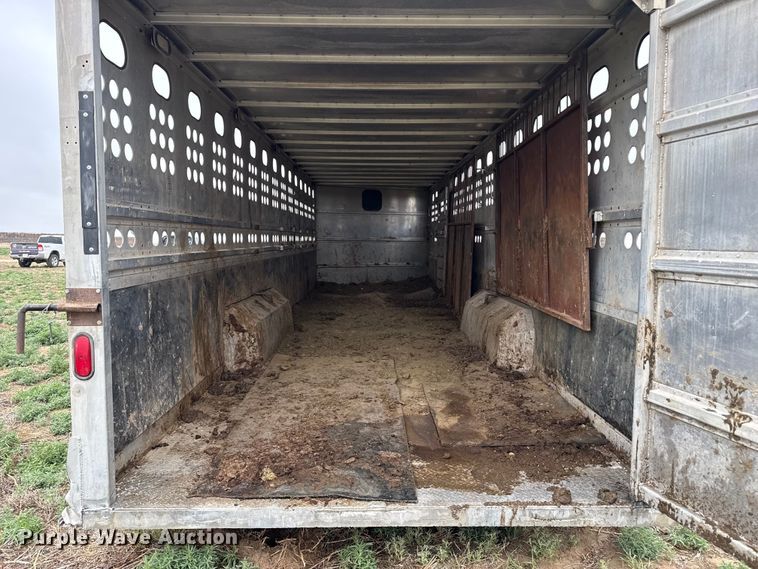 image for item FB6512 1991 Merritt K40X96 livestock trailer