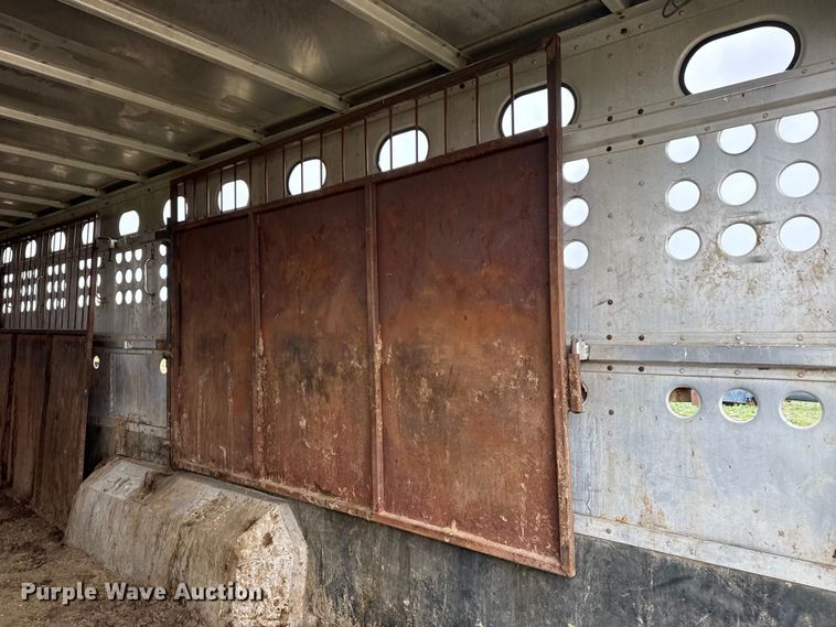 image for item FB6512 1991 Merritt K40X96 livestock trailer