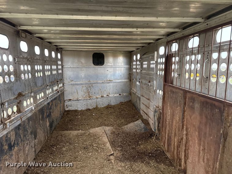 image for item FB6512 1991 Merritt K40X96 livestock trailer