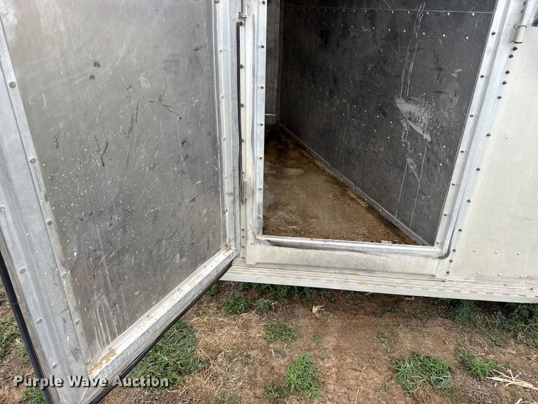 image for item FB6512 1991 Merritt K40X96 livestock trailer