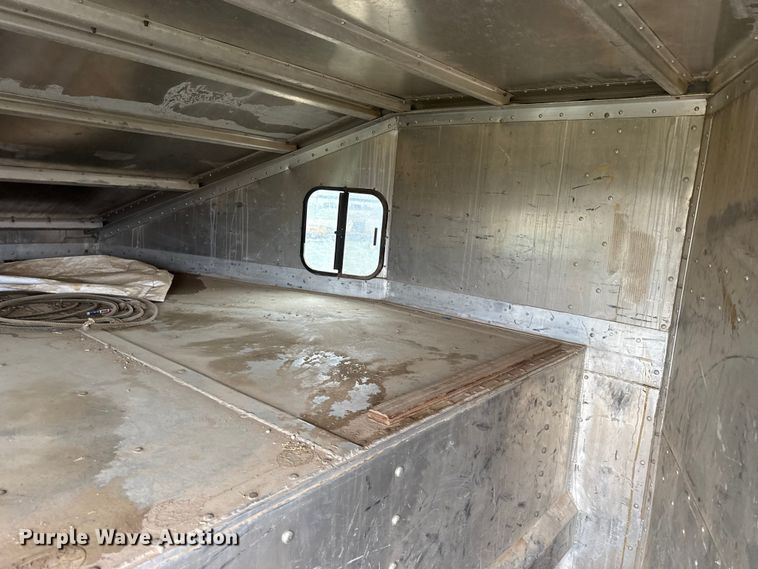 image for item FB6512 1991 Merritt K40X96 livestock trailer