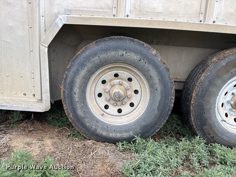 image for item FB6512 1991 Merritt K40X96 livestock trailer