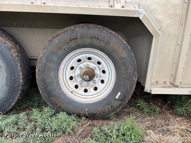 image for item FB6512 1991 Merritt K40X96 livestock trailer