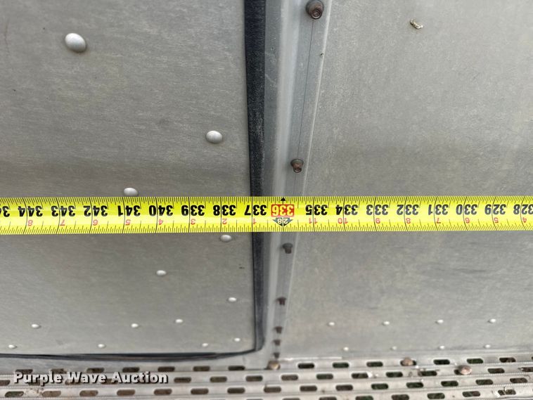 image for item FB6512 1991 Merritt K40X96 livestock trailer