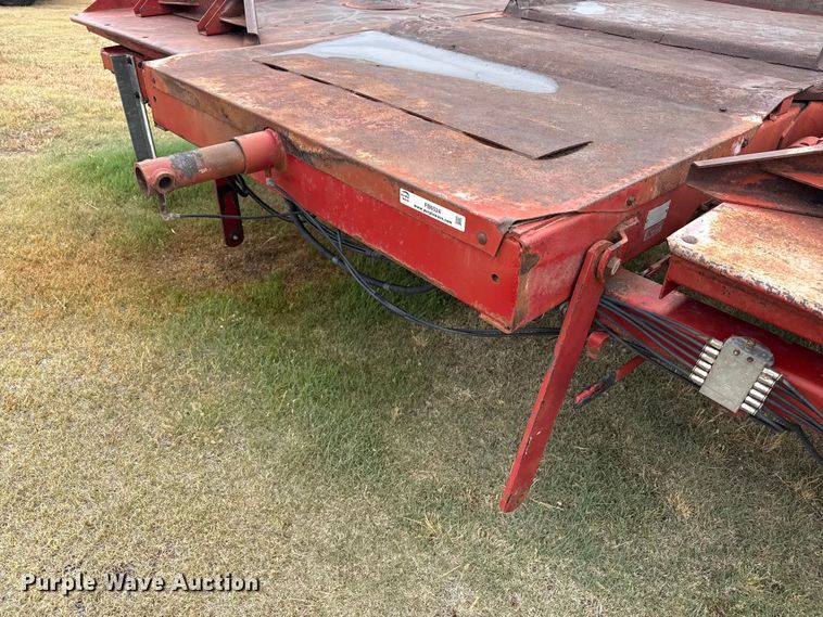 image for item FB6524 Case IH 8581 bale accumulator