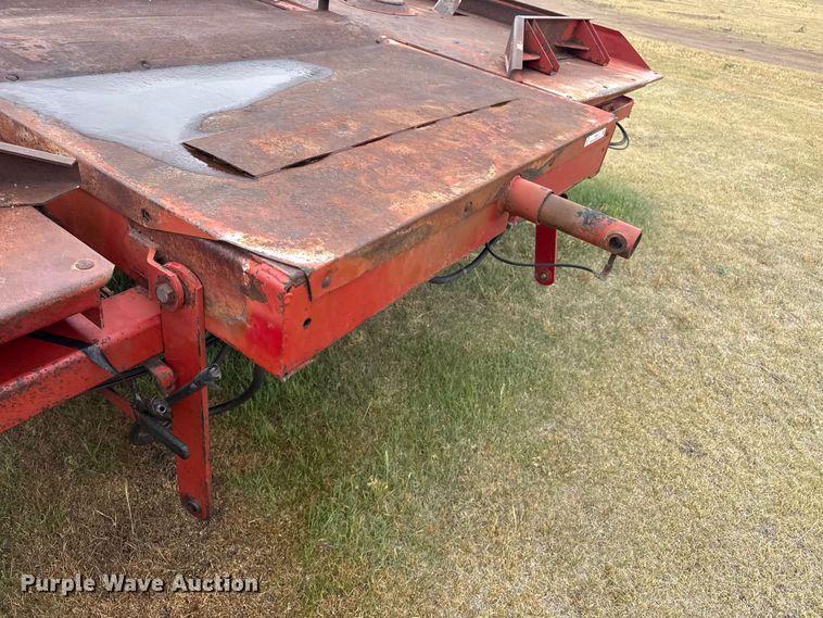 image for item FB6524 Case IH 8581 bale accumulator
