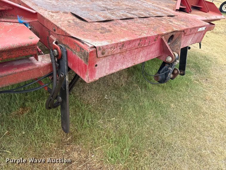 image for item FB6525 Case IH 8582 bale accumulator