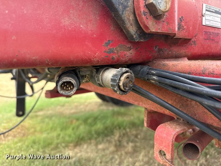 image for item FB6525 Case IH 8582 bale accumulator