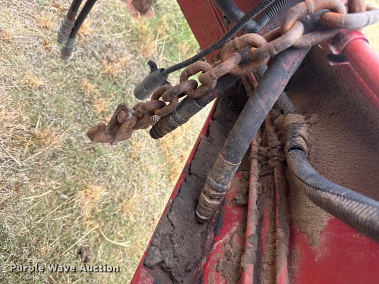 image for item FB6526 1995 Case IH 8580 large square baler