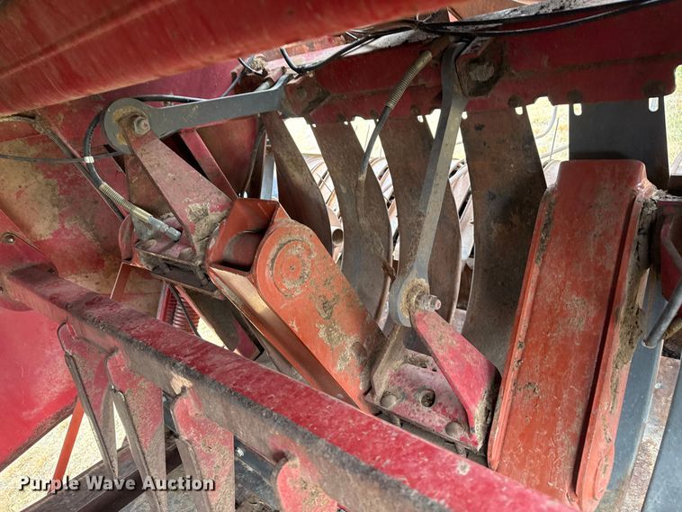 image for item FB6526 1995 Case IH 8580 large square baler