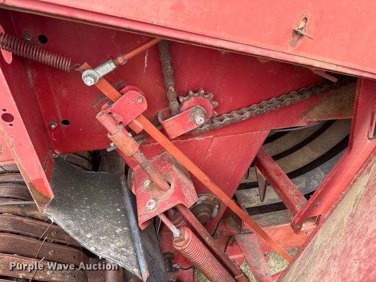 image for item FB6526 1995 Case IH 8580 large square baler