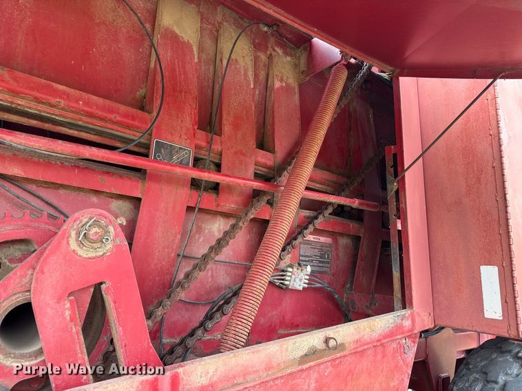 image for item FB6526 1995 Case IH 8580 large square baler