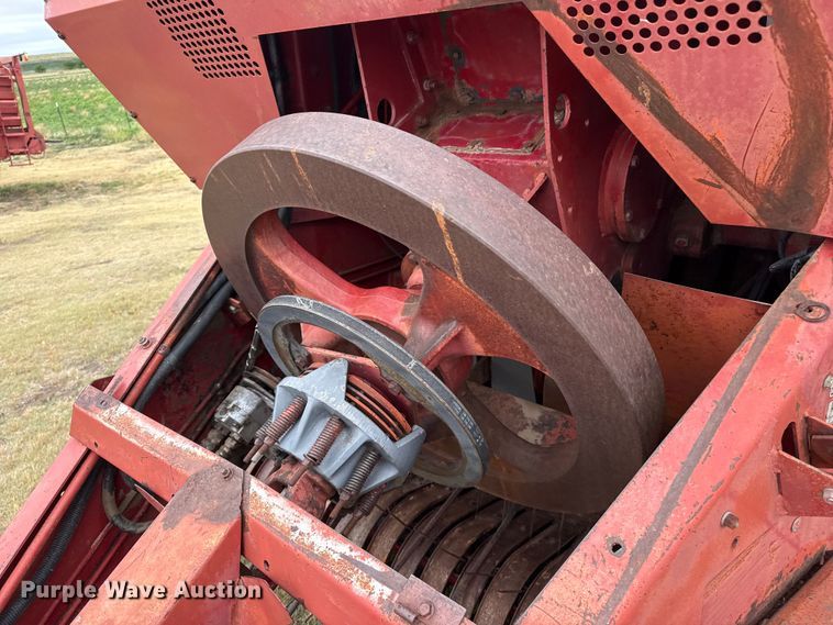 image for item FB6526 1995 Case IH 8580 large square baler