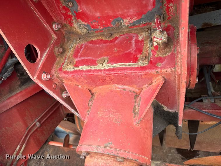 image for item FB6526 1995 Case IH 8580 large square baler