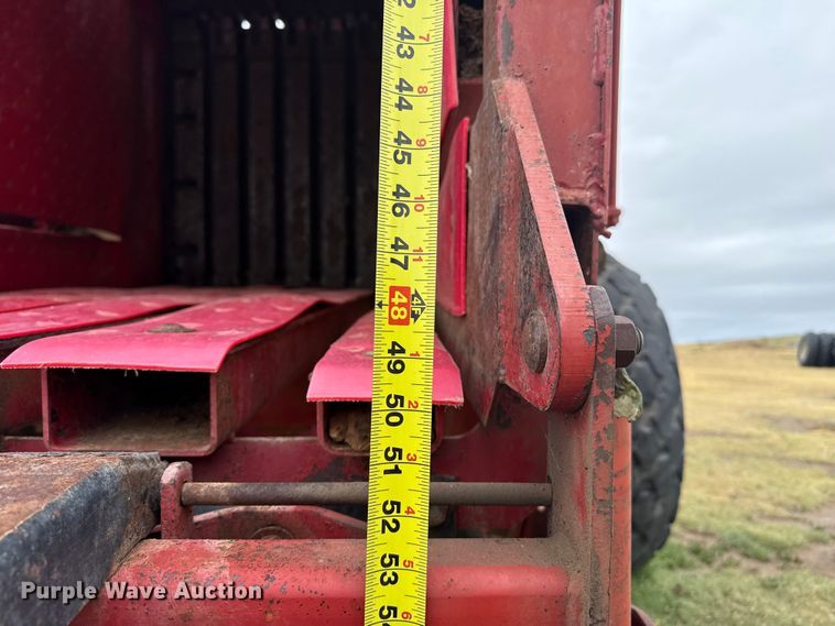 image for item FB6527 1999 Case IH 8590 large square baler
