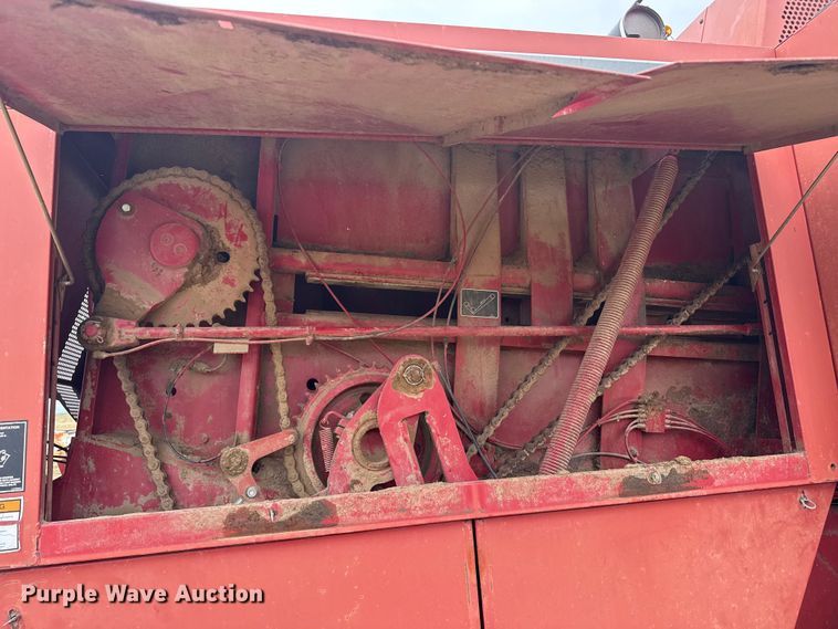 image for item FB6527 1999 Case IH 8590 large square baler