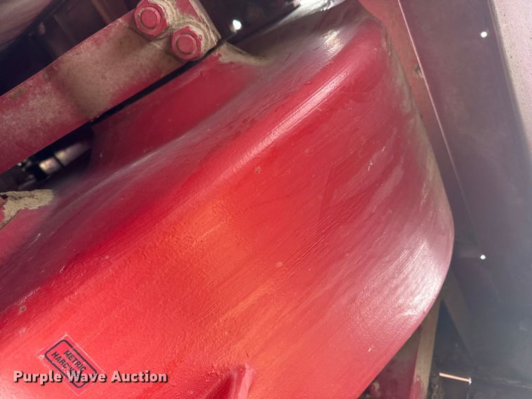 image for item FB6527 1999 Case IH 8590 large square baler
