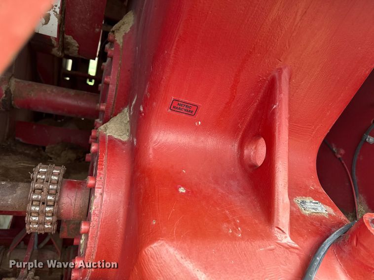 image for item FB6527 1999 Case IH 8590 large square baler