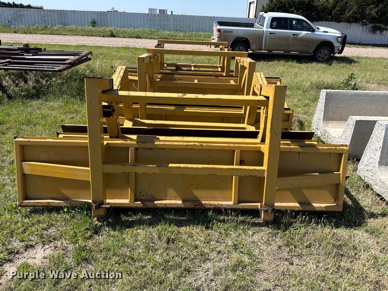image for item FB6682 (3) concrete feed bunk forms