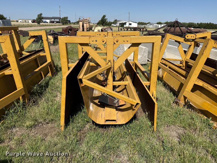 image for item FB6682 (3) concrete feed bunk forms