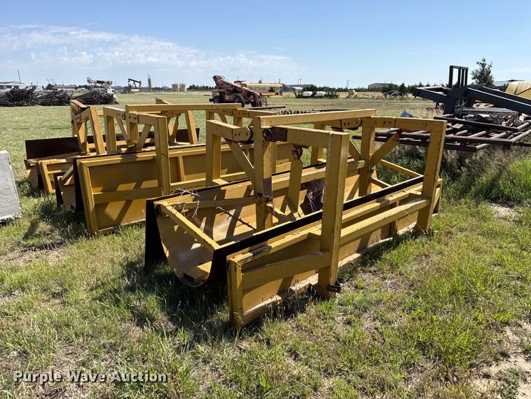image for item FB6682 (3) concrete feed bunk forms
