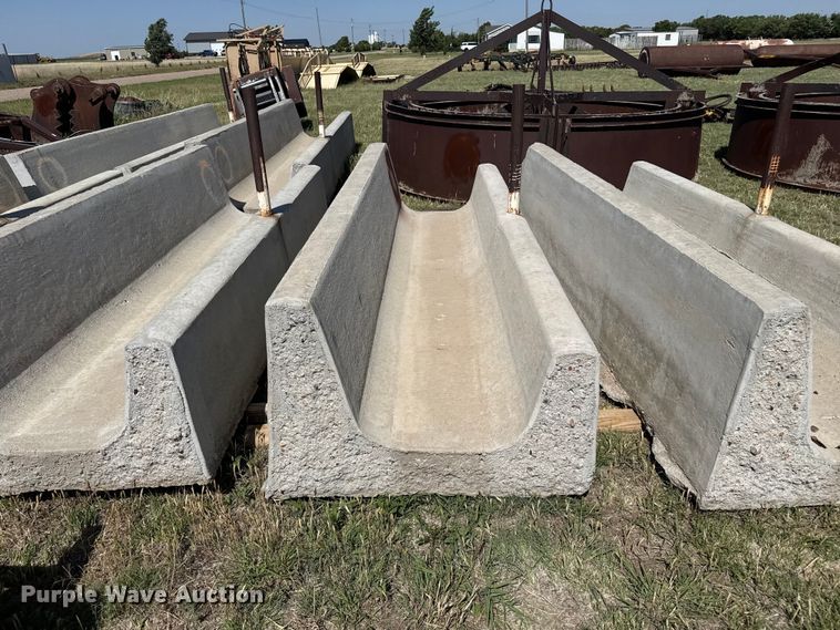 image for item FB6683 (4) concrete feed bunks