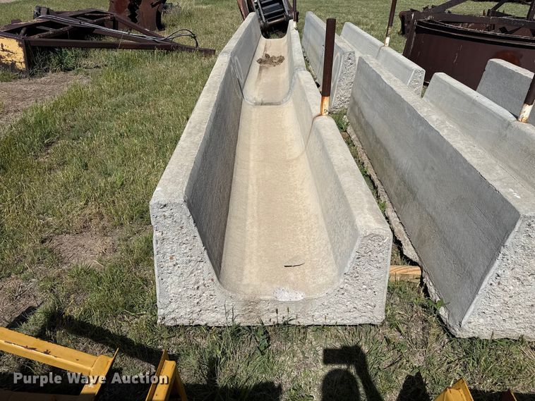 image for item FB6683 (4) concrete feed bunks