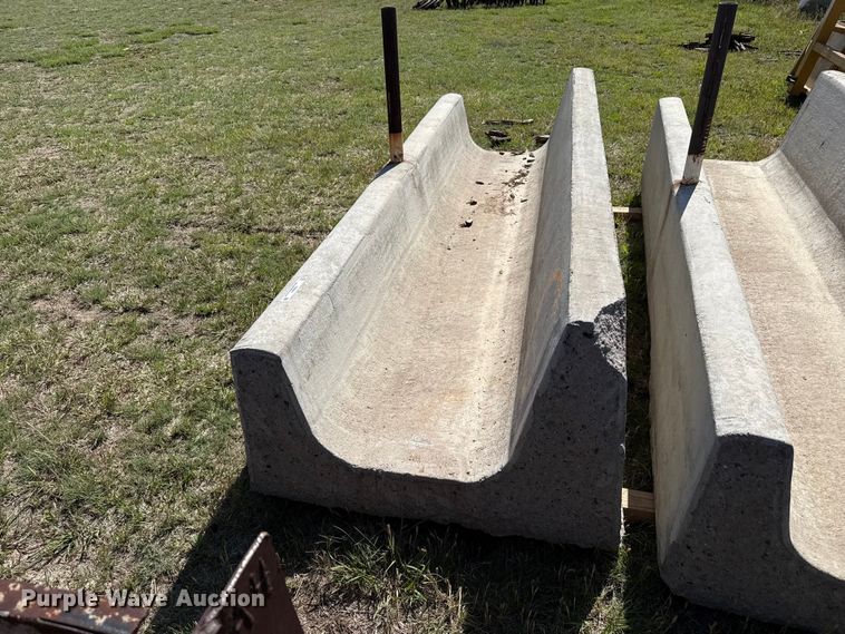 image for item FB6683 (4) concrete feed bunks