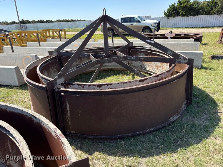 image for item FB6685 Concrete water tank form