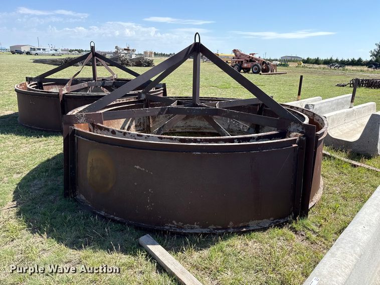 image for item FB6685 Concrete water tank form