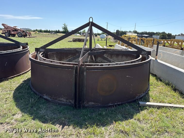 image for item FB6685 Concrete water tank form