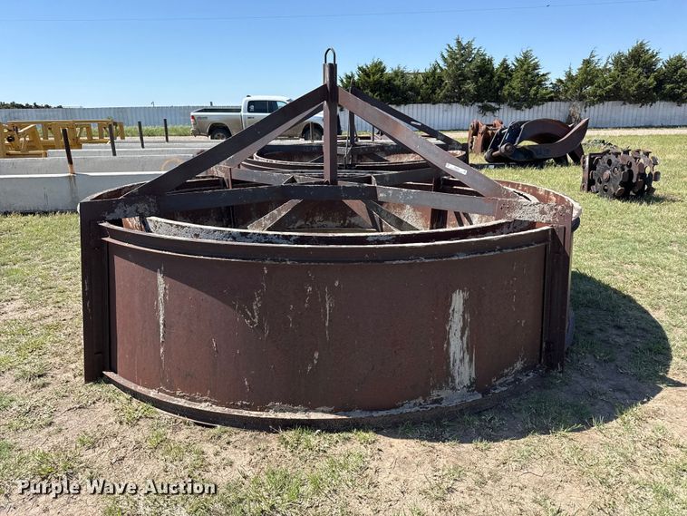 image for item FB6686 Concrete water tank form