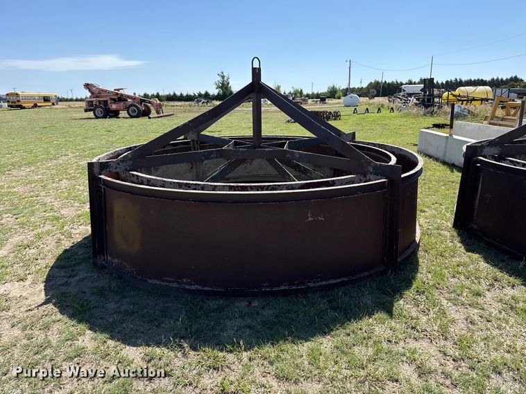 image for item FB6686 Concrete water tank form