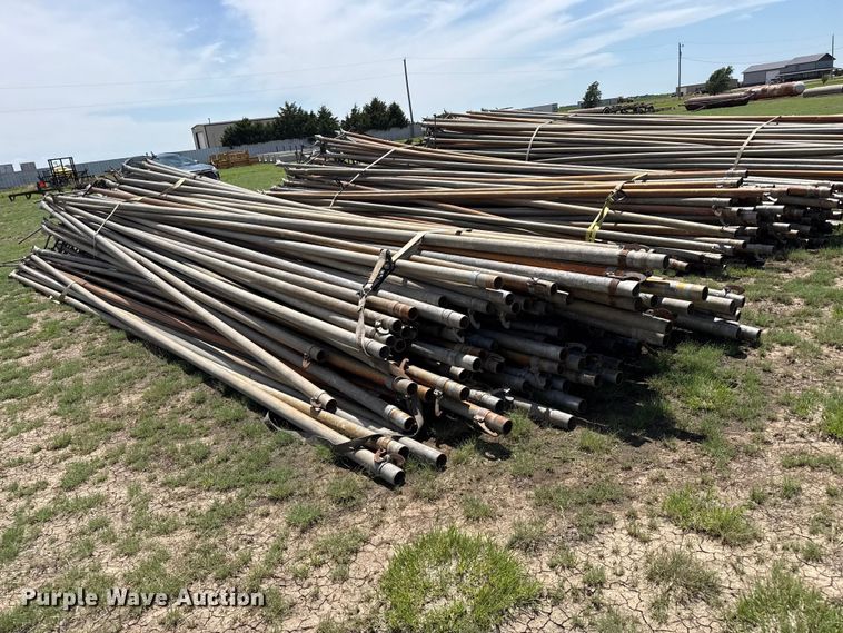 image for item FB6699 Approximately 600 joints of 3