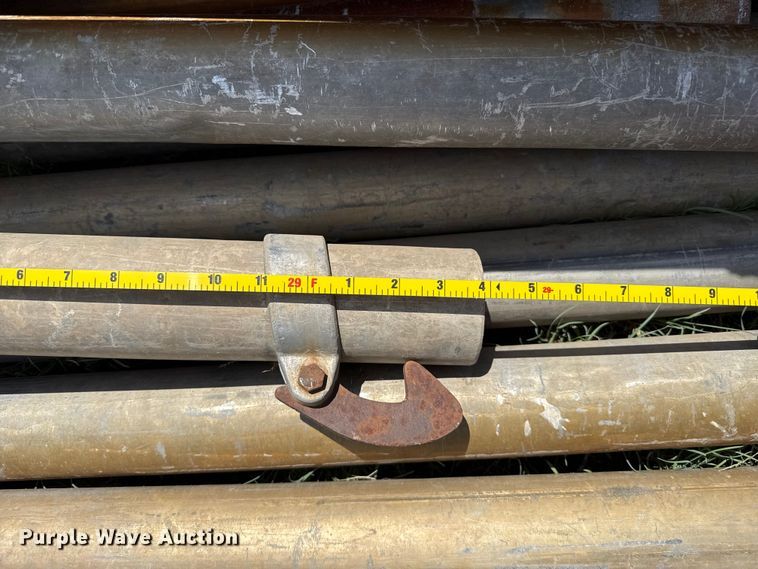 image for item FB6699 Approximately 600 joints of 3