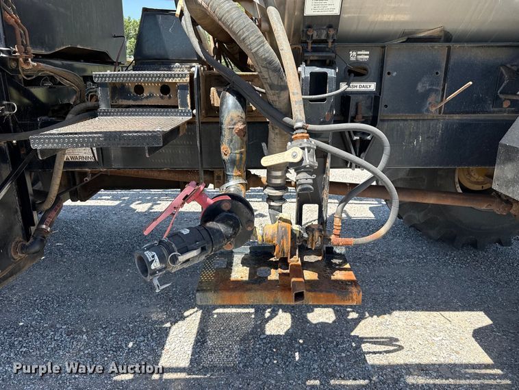 image for item FB6705 Miller Silverwheels 3304 sprayer