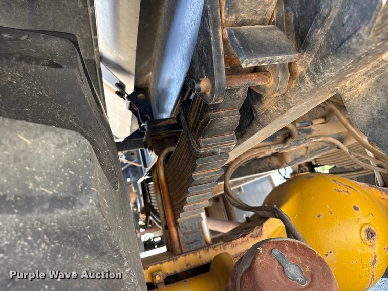 image for item FB6705 Miller Silverwheels 3304 sprayer