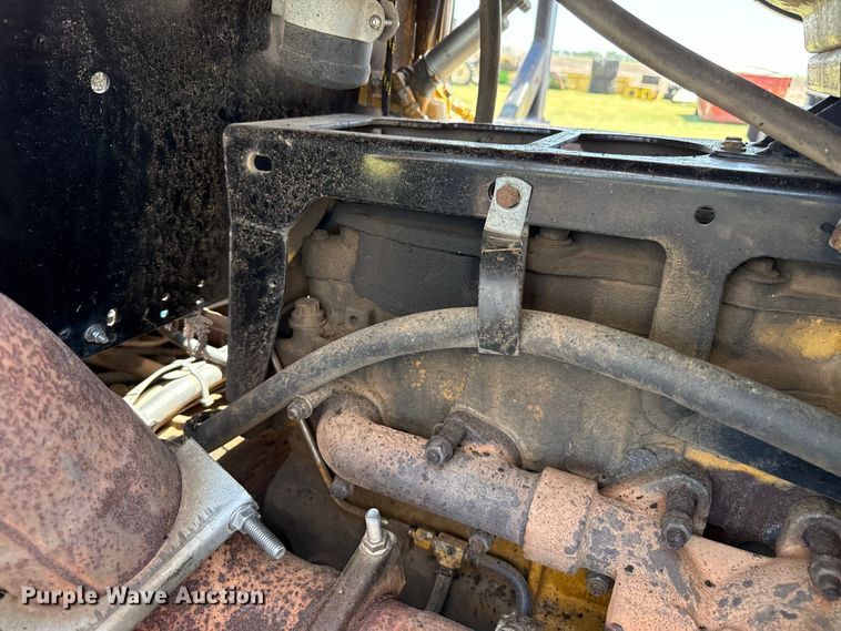 image for item FB6705 Miller Silverwheels 3304 sprayer