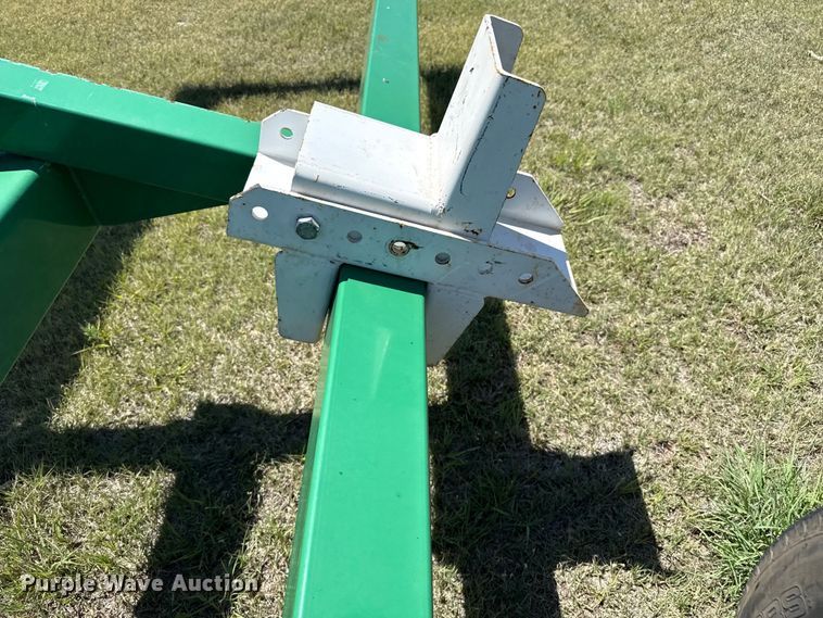 image for item FB6710 Ag-Star Manufacturing header trailer